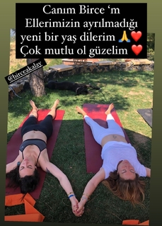 Birce Akalay feet photo thumbnail