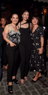 Birce Akalay feet photo thumbnail