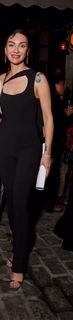 Birce Akalay feet photo thumbnail