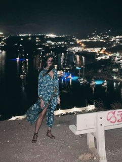 Birce Akalay feet photo thumbnail