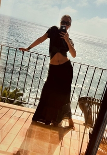 Birce Akalay feet photo thumbnail