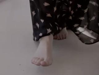 Birdy feet photo 17