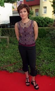 Birgit Schrowange feet photo thumbnail