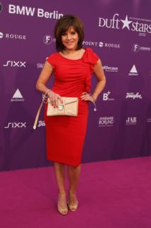 Birgit Schrowange feet photo thumbnail