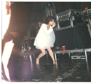 Björk feet photo thumbnail