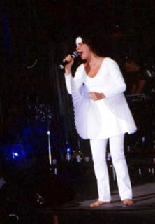 Björk feet photo thumbnail