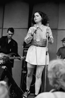 Björk feet photo thumbnail