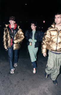 Björk feet photo thumbnail