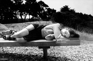 Björk feet photo thumbnail