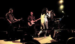 Björk feet photo thumbnail