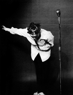 Björk feet photo thumbnail