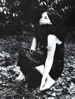 Björk feet photo thumbnail