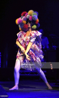 Björk feet photo thumbnail