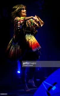 Björk feet photo thumbnail