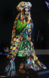 Björk feet photo thumbnail