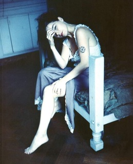 Björk feet photo thumbnail