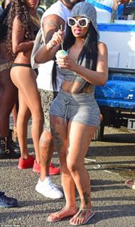 Blac Chyna feet photo thumbnail
