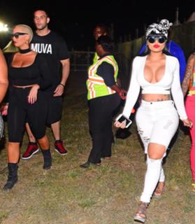 Blac Chyna feet photo thumbnail