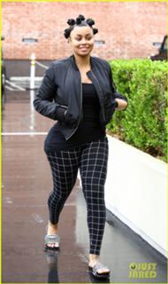Blac Chyna feet photo thumbnail