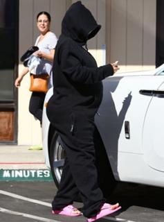 Blac Chyna feet photo thumbnail