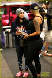 Blac Chyna feet photo thumbnail