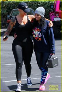 Blac Chyna feet photo thumbnail