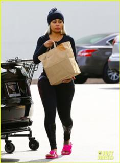 Blac Chyna feet photo thumbnail