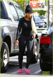 Blac Chyna feet photo thumbnail
