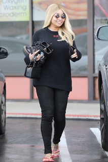 Blac Chyna feet photo thumbnail