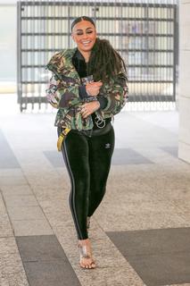 Blac Chyna feet photo thumbnail