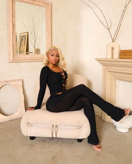 Blac Chyna feet photo thumbnail