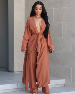 Blac Chyna feet photo thumbnail