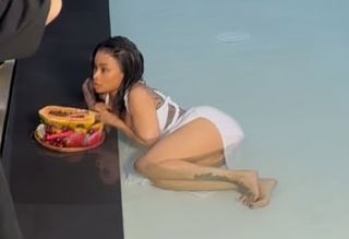 Blac Chyna feet photo thumbnail