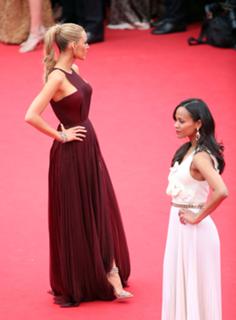 Blake Lively feet photo thumbnail