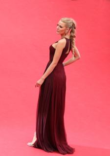 Blake Lively feet photo thumbnail