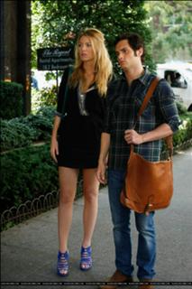 Blake Lively feet photo thumbnail