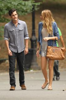 Blake Lively feet photo thumbnail