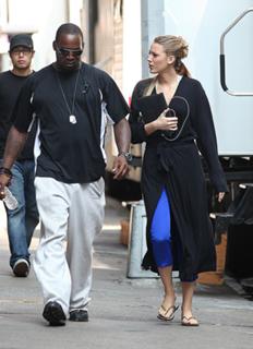 Blake Lively feet photo thumbnail