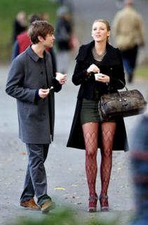 Blake Lively feet photo thumbnail