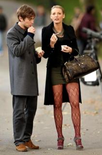 Blake Lively feet photo thumbnail