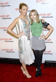 Blake Lively feet photo thumbnail