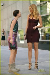 Blake Lively feet photo thumbnail