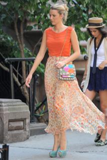 Blake Lively feet photo thumbnail