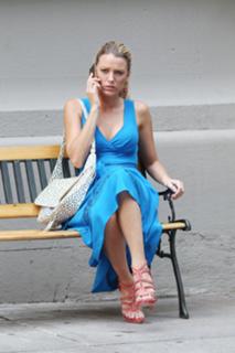 Blake Lively feet photo thumbnail