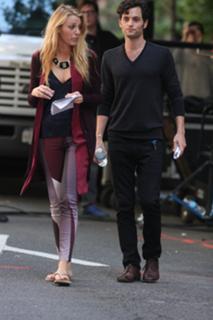 Blake Lively feet photo thumbnail