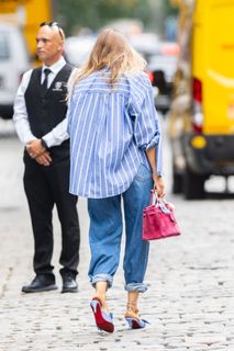 Blake Lively feet photo 3