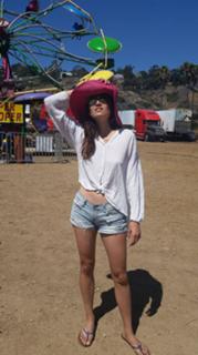Blanca Blanco feet photo thumbnail