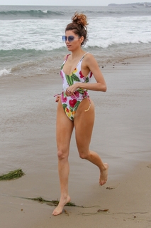 Blanca Blanco feet photo thumbnail