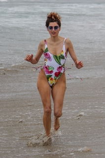 Blanca Blanco feet photo thumbnail