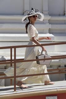Blanca Blanco feet photo thumbnail